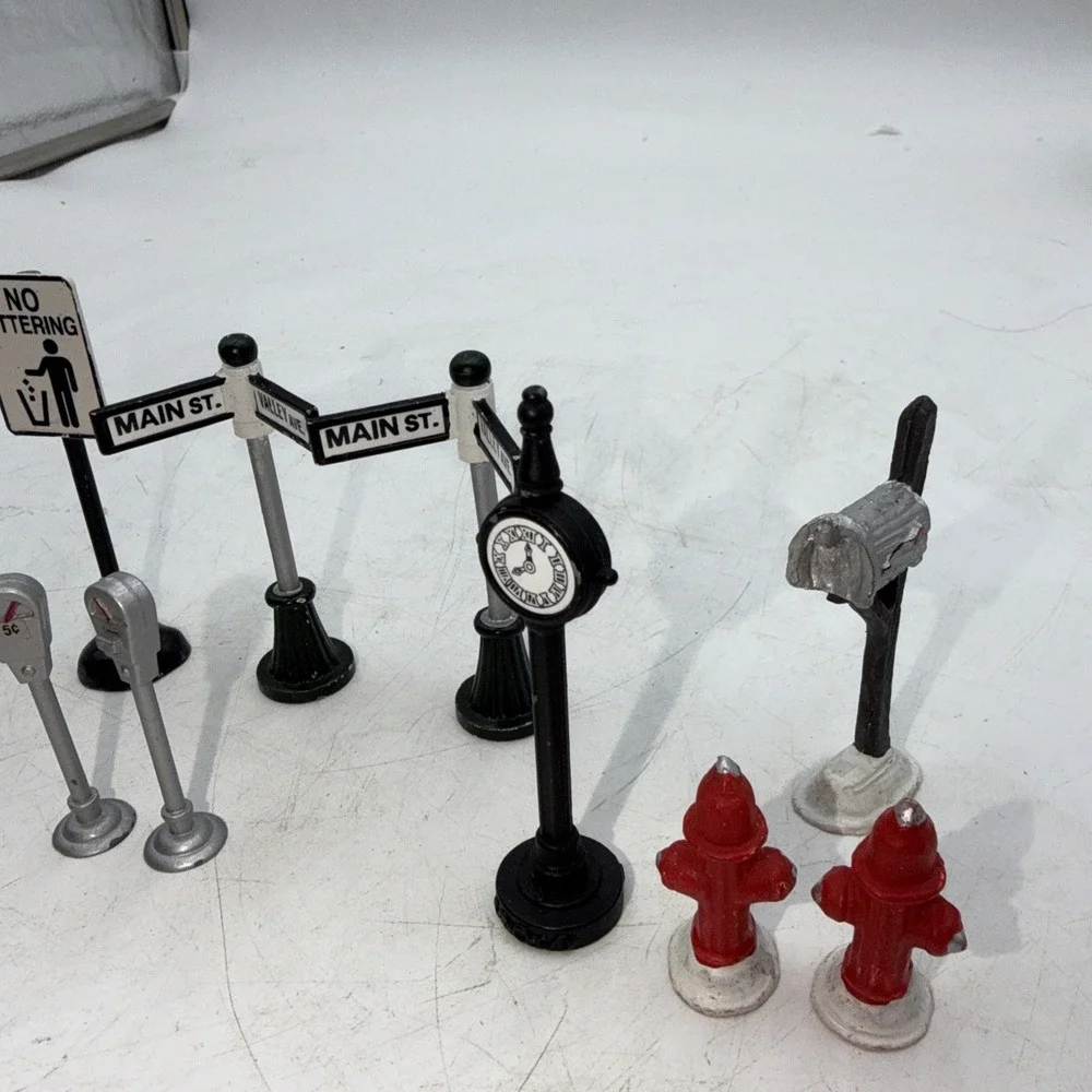 Vintage Lemax Village Main Street Sign Clock Mailbox Parking Meter Mixed LOT 11